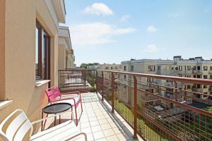 grand apartments aqua