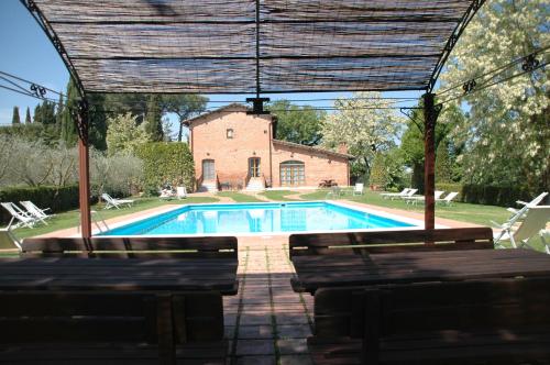 La Casa Delle Querce,Cervognano Montenero>>Acquaviva,3 star