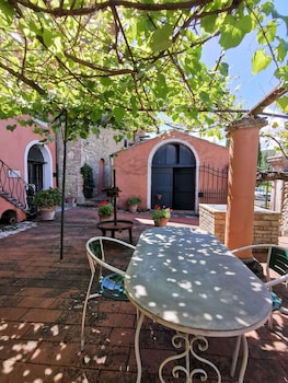 hotel pescille tuscany charme