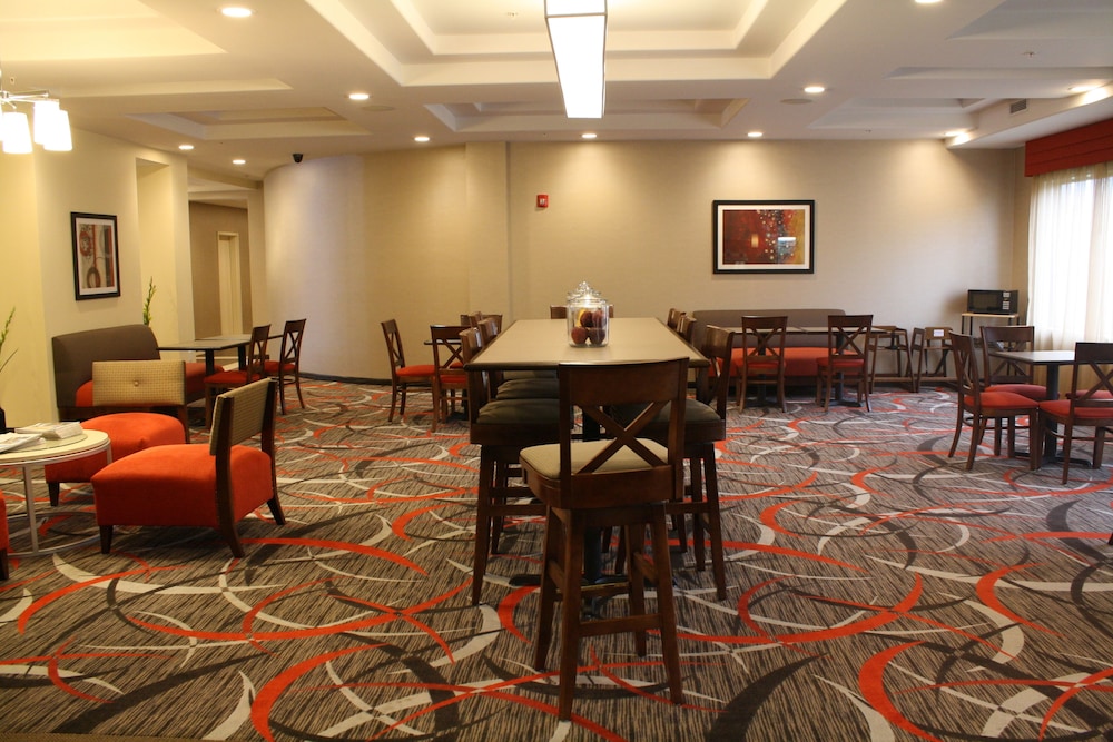 holiday inn express bradford by ihg
