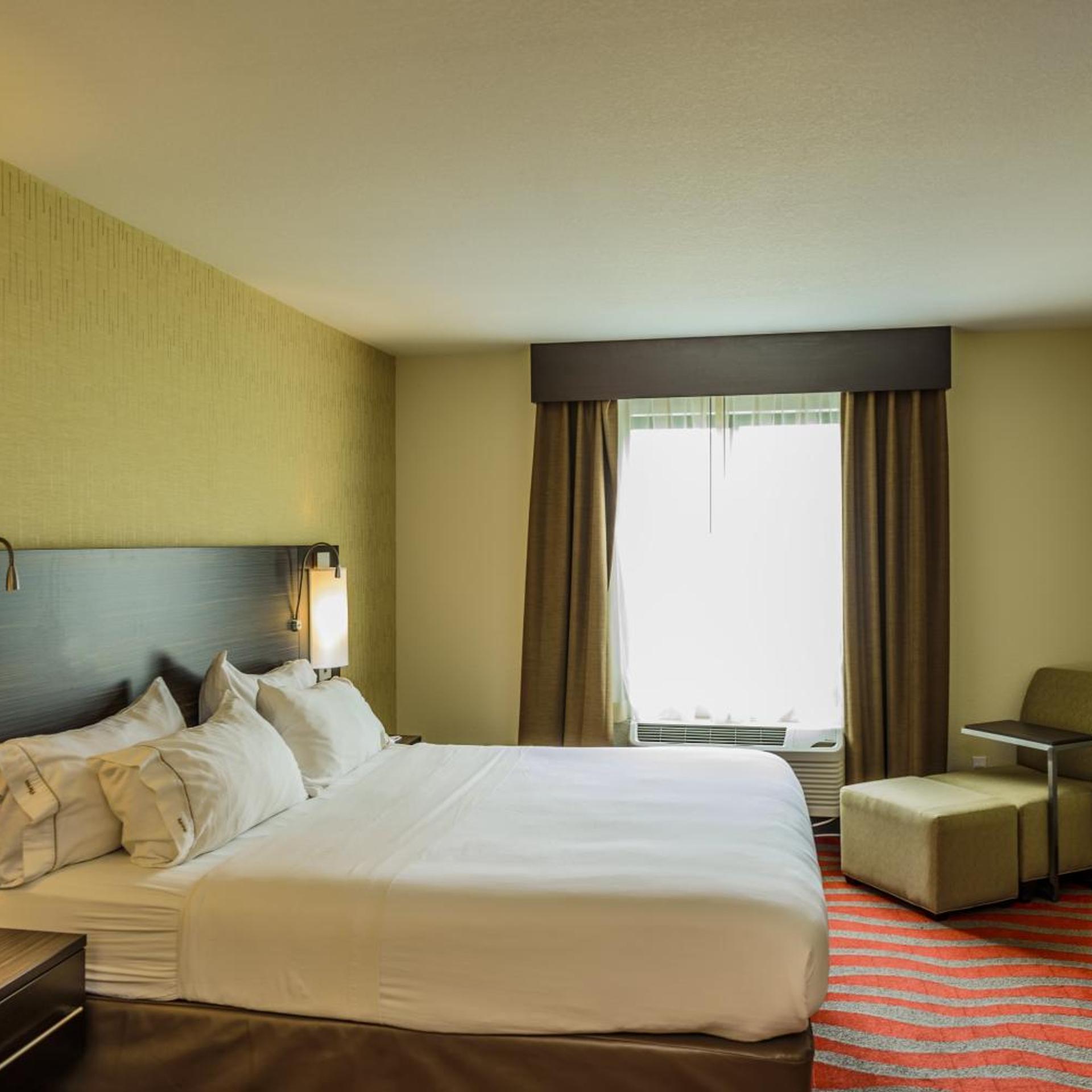 holiday inn express bradford by ihg