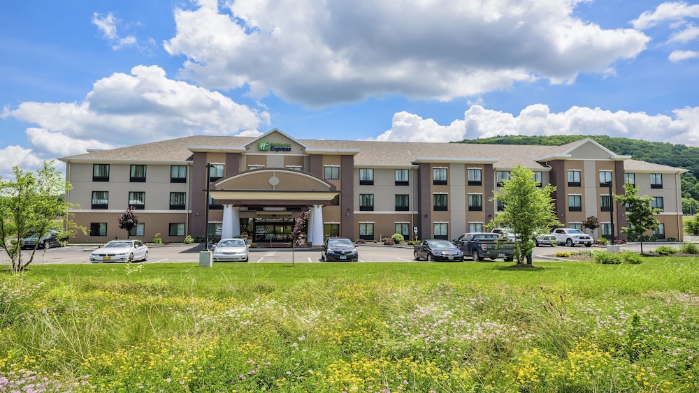 holiday inn express bradford by ihg