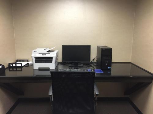 holiday inn express bradford by ihg