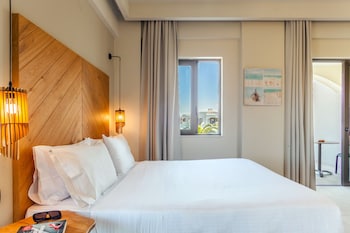 malena hotel adults only
