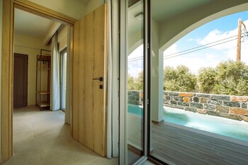 malena hotel adults only