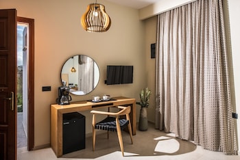 malena hotel adults only