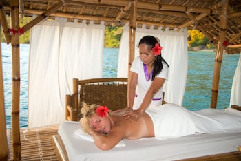 el rio y mar resort