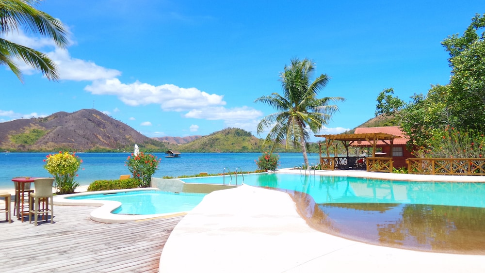 el rio y mar resort