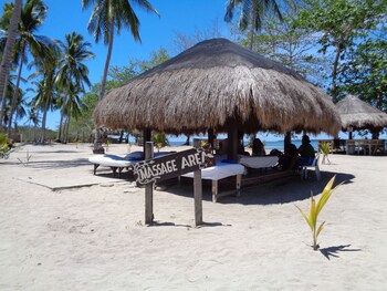 dlucky garden inn and suites