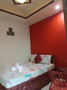 dlucky garden inn and suites