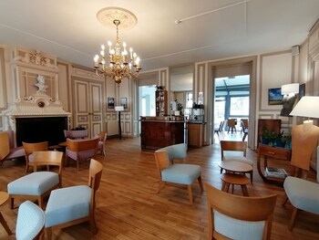 Hôtel De L’Europe À Poitiers,Poitiers>>Jaunay-Clan,3 star