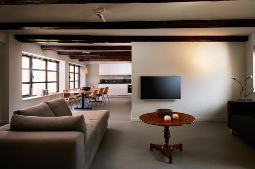 hotel miss blanche