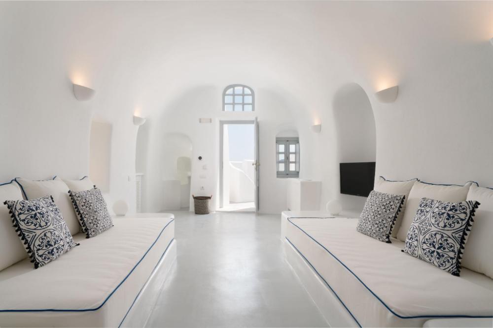 oia spirit boutique residences