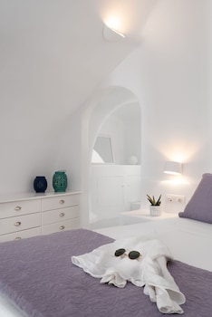 oia spirit boutique residences