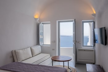 oia spirit boutique residences