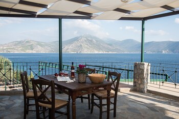 agrilia koromili retreat