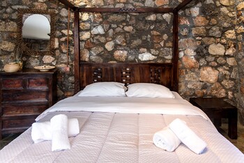 agrilia koromili retreat