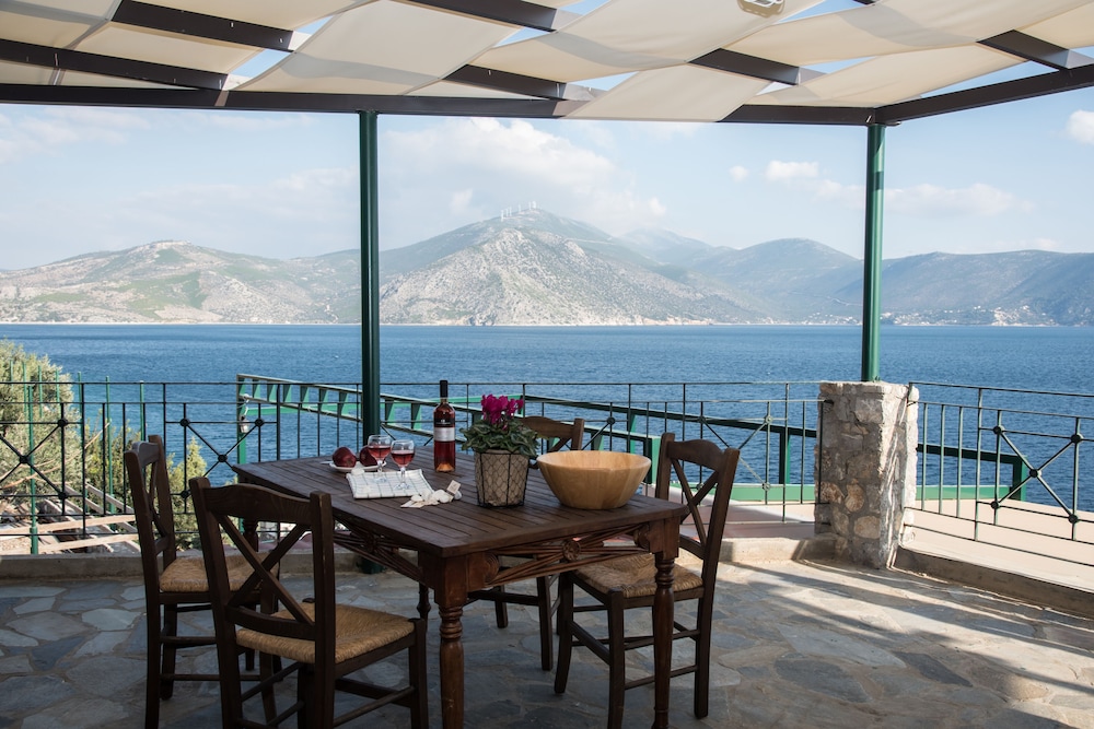 agrilia koromili retreat