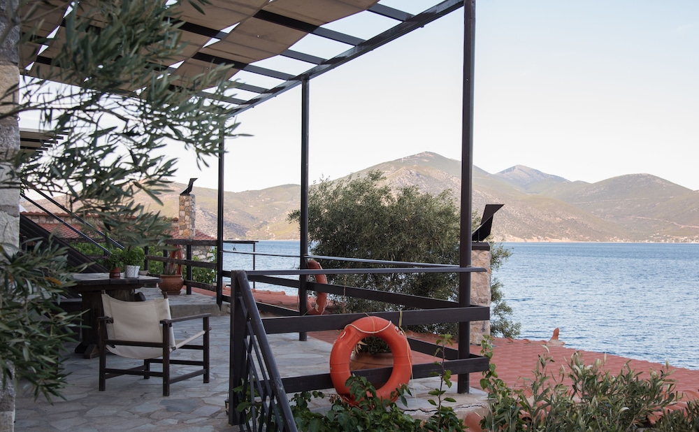 agrilia koromili retreat