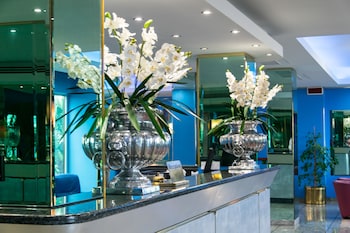 hotel royal