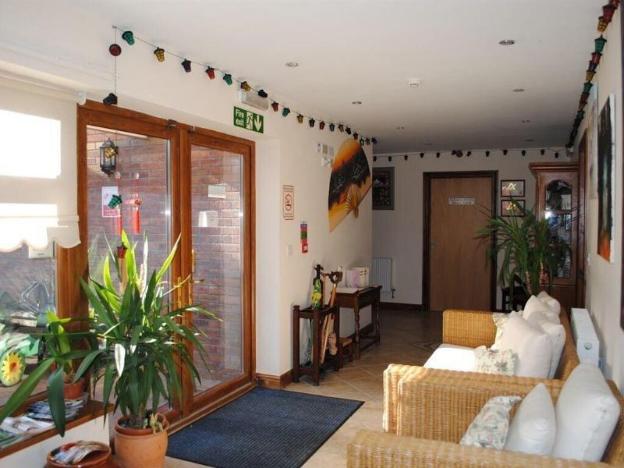 central guest house