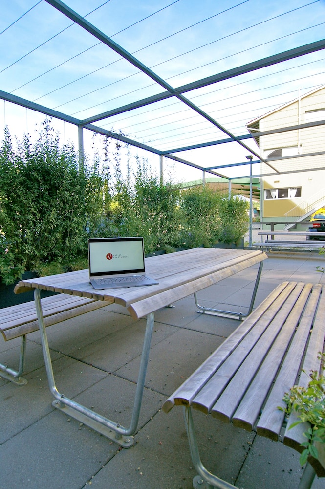 varias business apartments