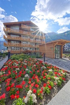 naco aparthotel and spa