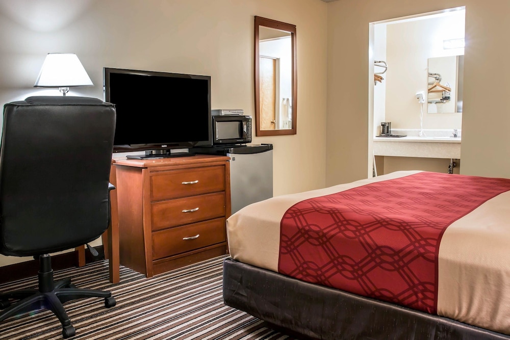 econo lodge paw paw