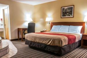 econo lodge paw paw