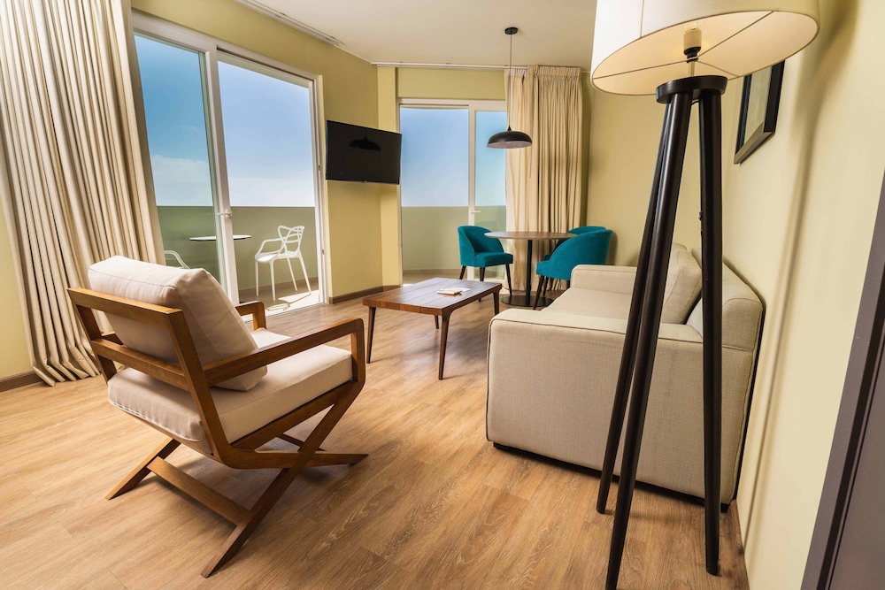 casa andina select paracas