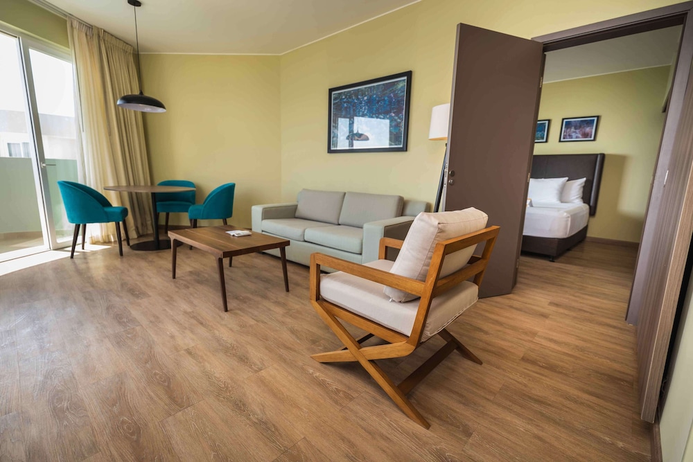 casa andina select paracas