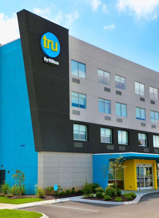 tru by hilton clarksville tn
