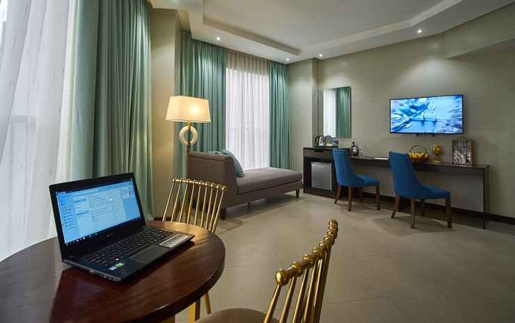 j7 plaza hotel