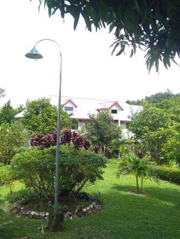 jupiters garden resort