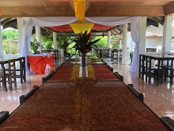 jupiters garden resort
