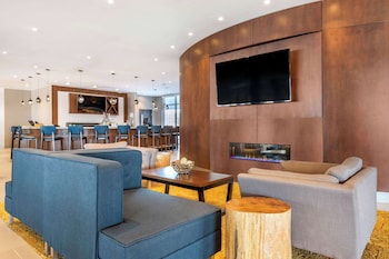cambria hotel bloomington mall of america minneapolis airport