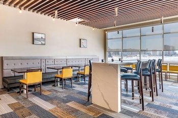 cambria hotel bloomington mall of america minneapolis airport