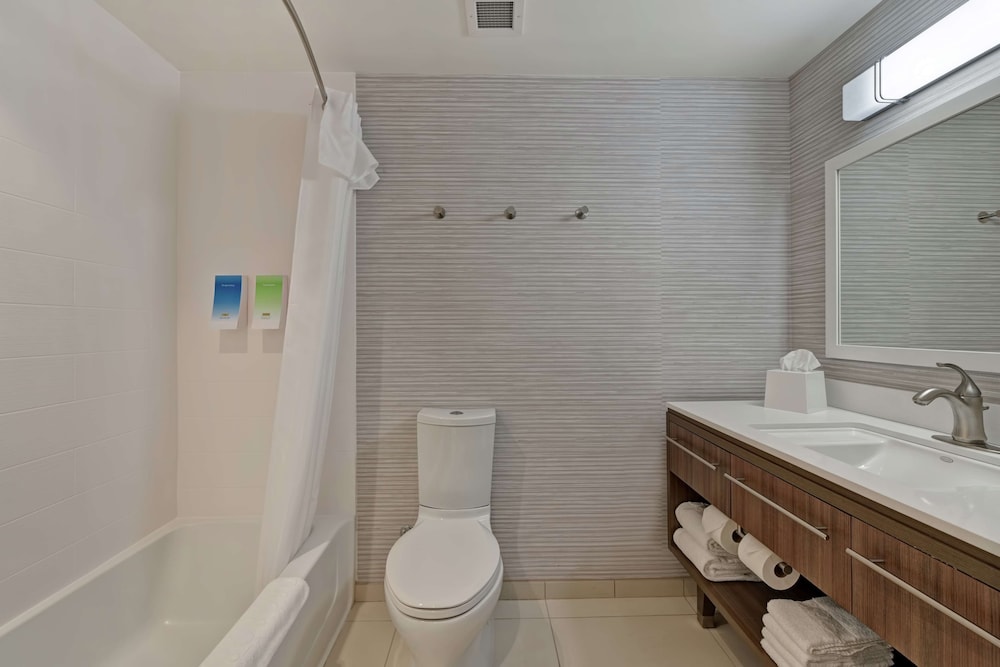 home2 suites by hilton west palm beach airport fl