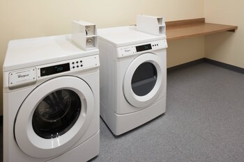 fairfield inn and suites by marriott louisville new albany in