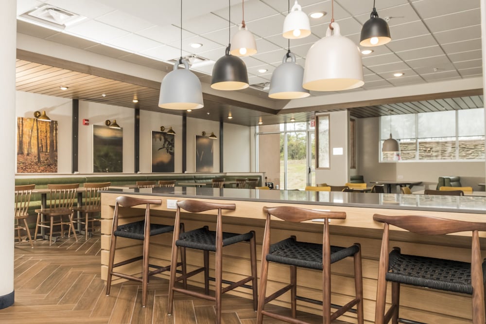 fairfield inn and suites by marriott louisville new albany in