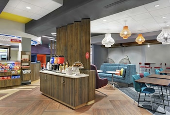 tru by hilton springfield downtown