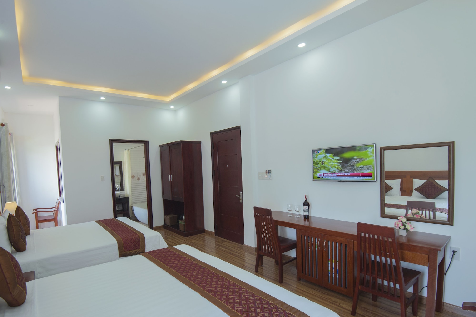 sun lake homestay