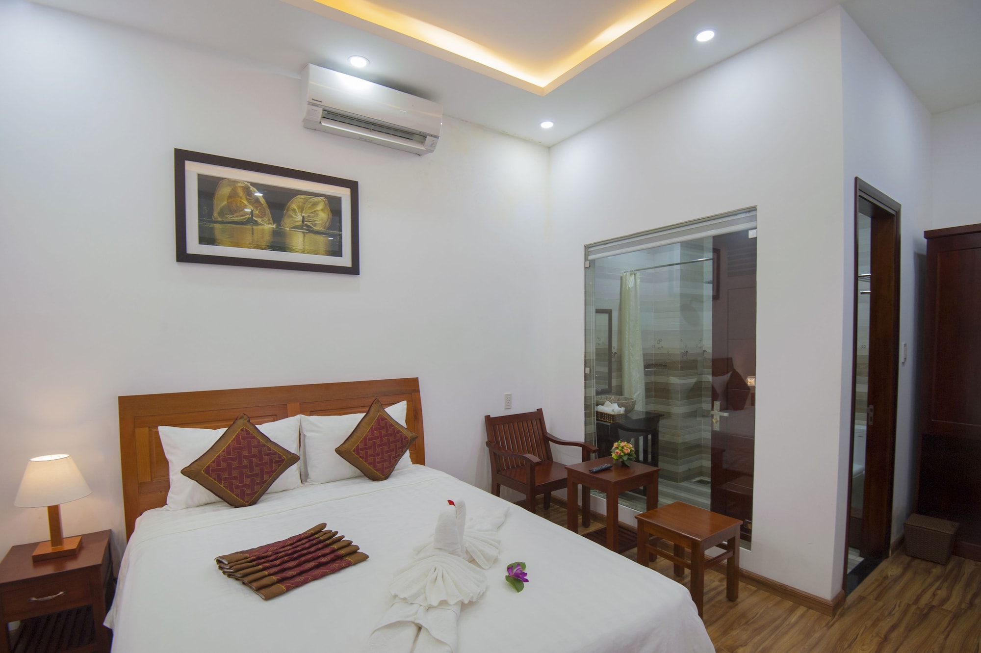 sun lake homestay