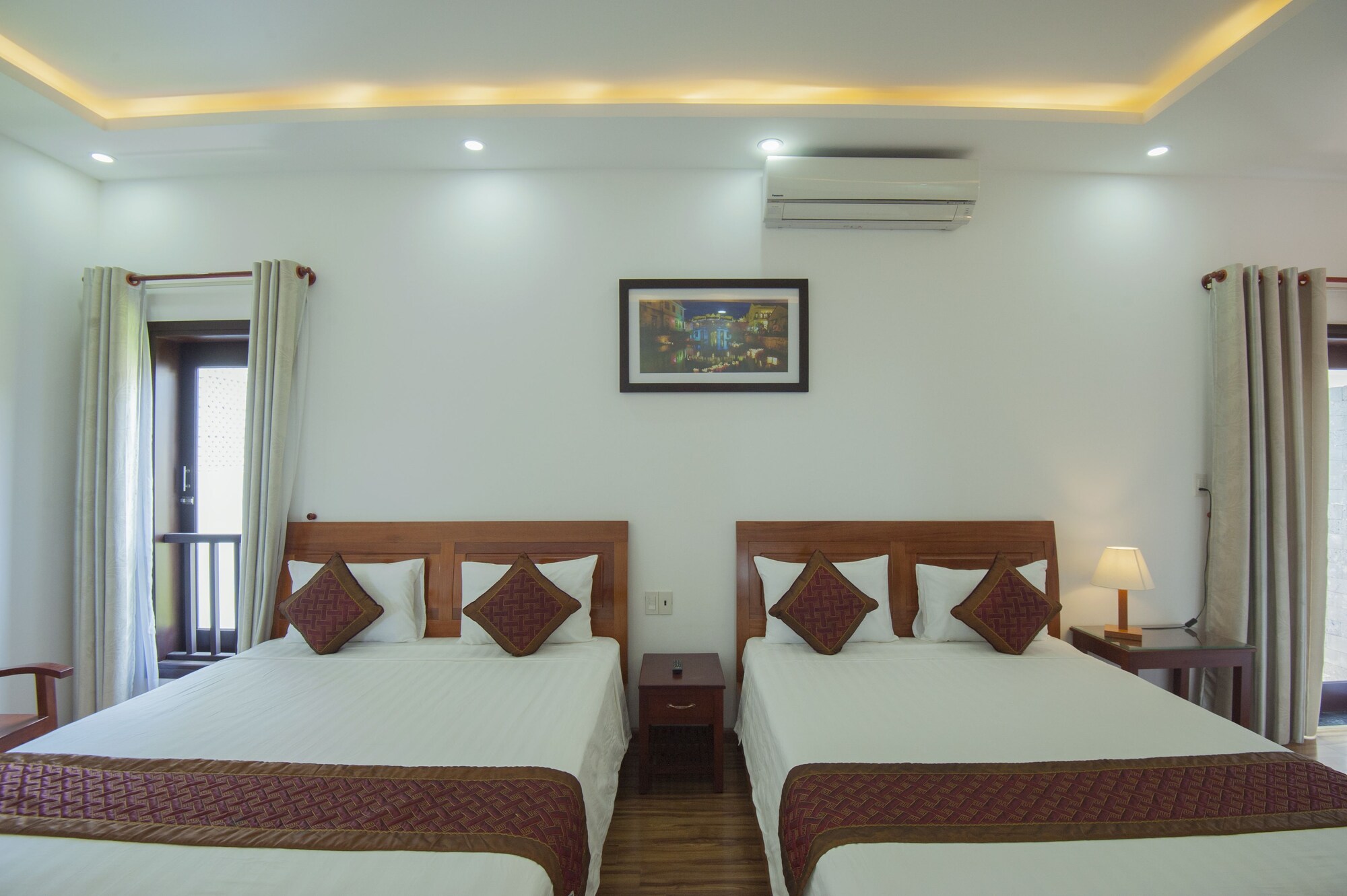 sun lake homestay