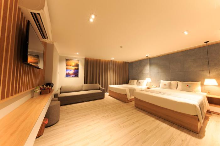 varia hotel