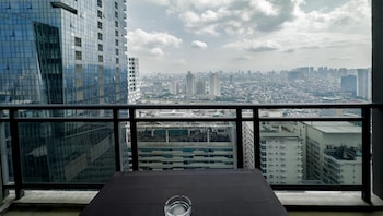 the gramercy residences makati manila