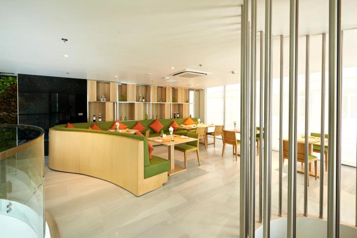 zazz urban ho chi minh hotel
