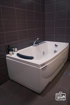 hotel turista canlubang