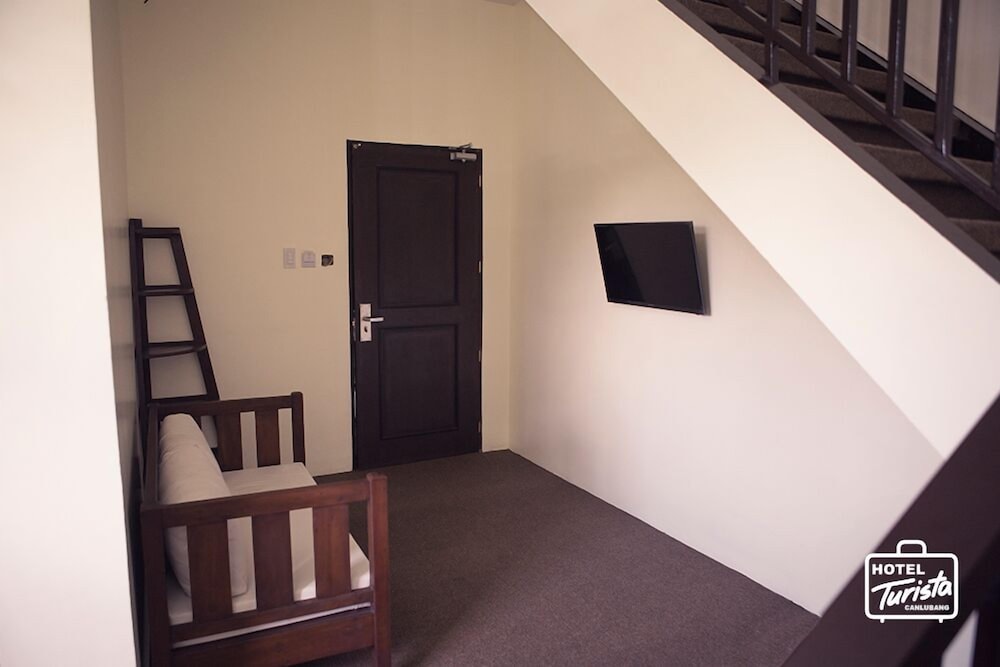 hotel turista canlubang