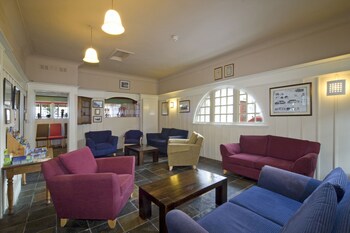 holly tree hotel swimming pool and hot tub